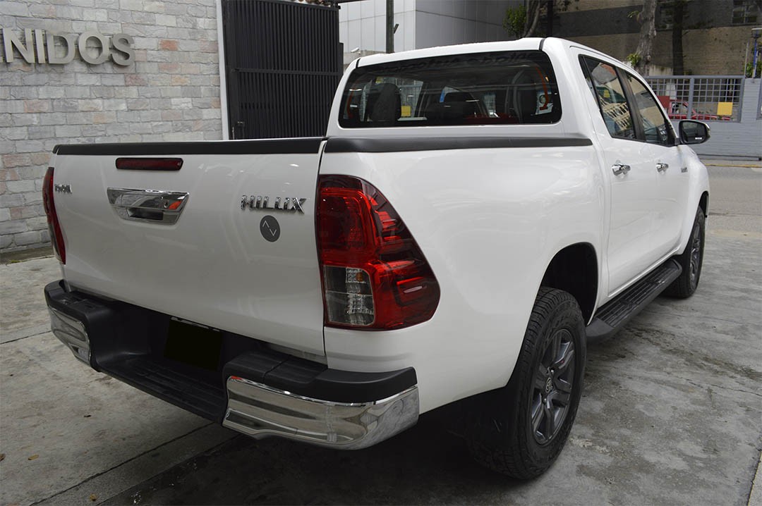 Hilux - 5915KM - Imagen 3